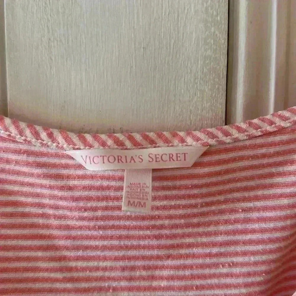 Victoria Secret Swim Coverup - Picture 2 of 5